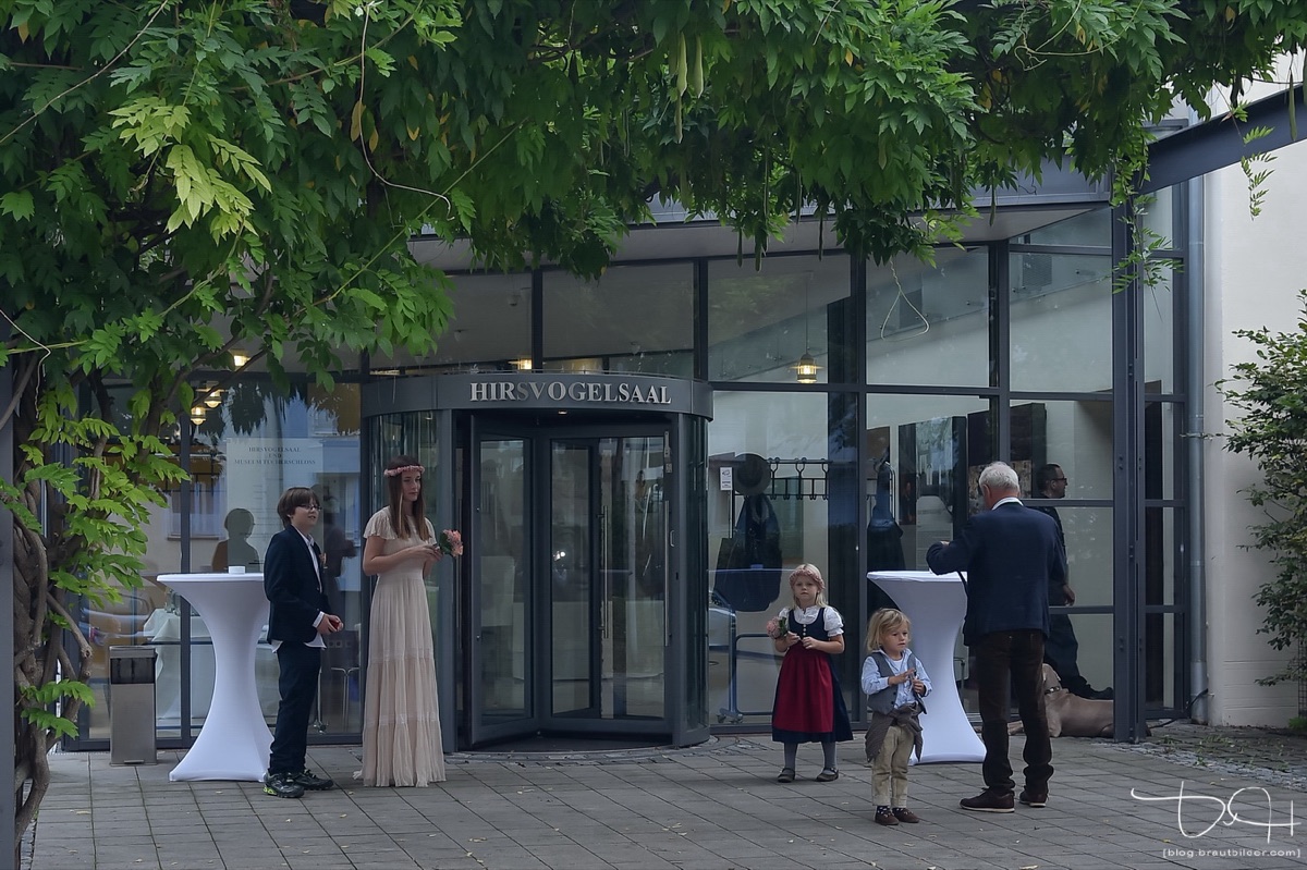 Sektempfang am Hirsvogelsaal im Tucherschloss Sektempfang am Hirsvogelsaal im Tucherschloss