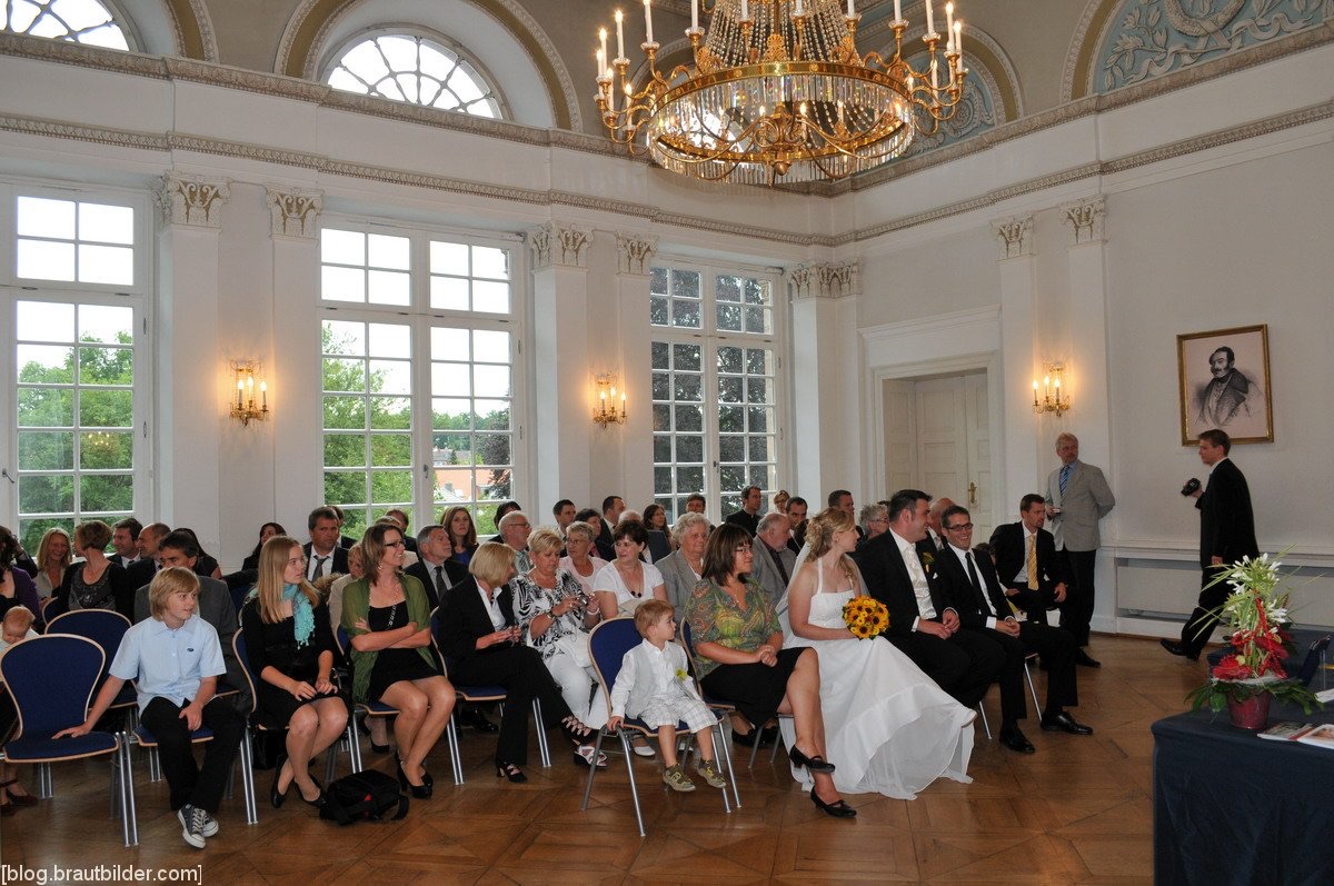 Hochzeitsfotograf Fürth - festlicher Saal im Schloss Burgfarrnbach Hochzeitsfotograf Fürth - festlicher Saal im Schloss Burgfarrnbach