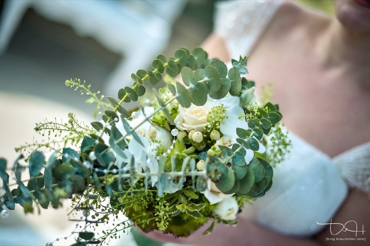 Brautstrauß - Hochzeitsfotograf Würzburg Brautstrauß - Hochzeitsfotograf Würzburg
