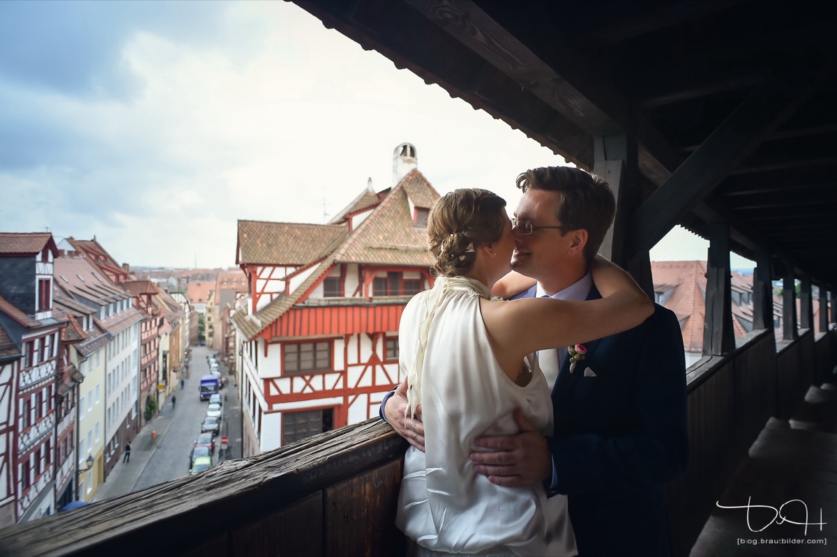Trauung im Sch&uuml;rstabhaus N&uuml;rnberg - der Kuss